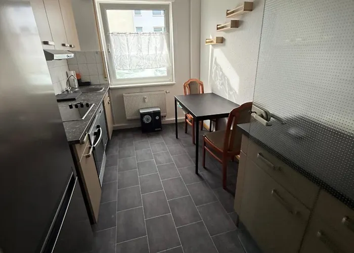 Monteurwohnung Bei Koeln, Wlan, Parkplatz, Kueche, Handtuecher Leverkusen